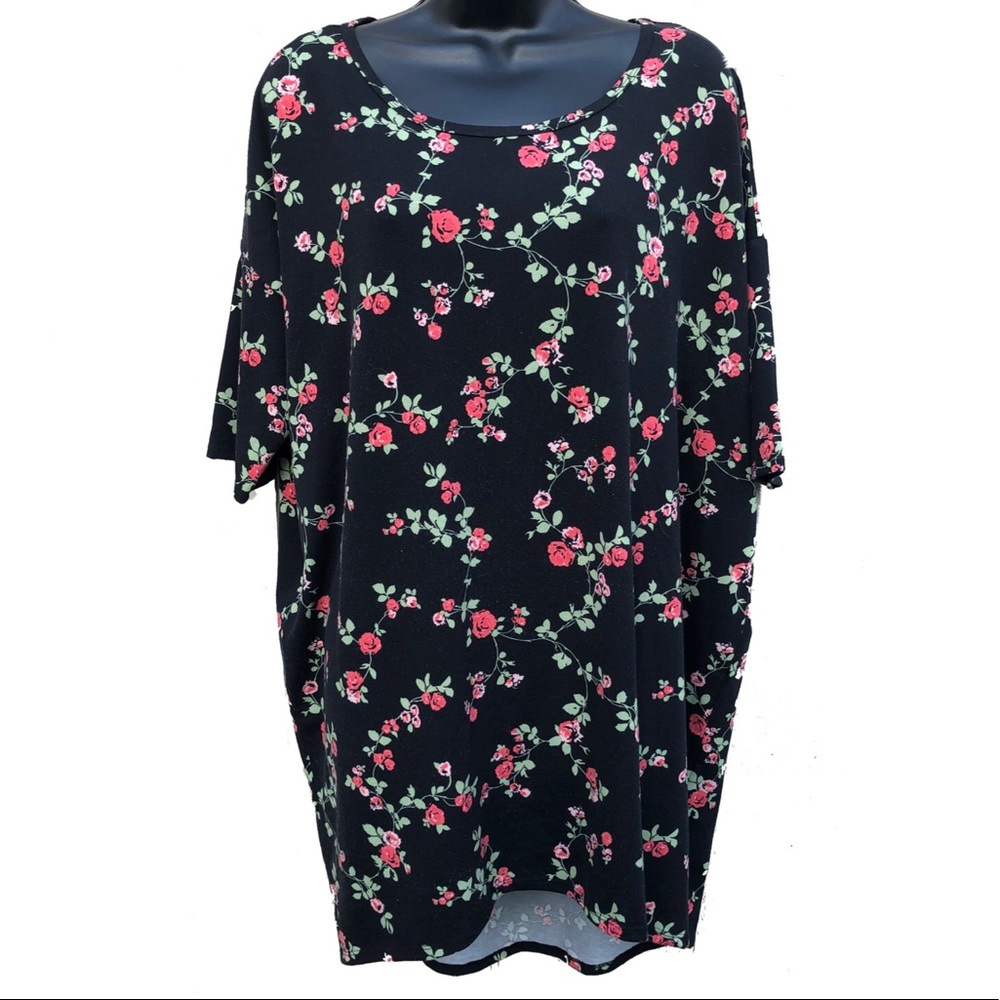 🌈3/$10🌈 LulaRoe | Black Floral Irma Top | Large
